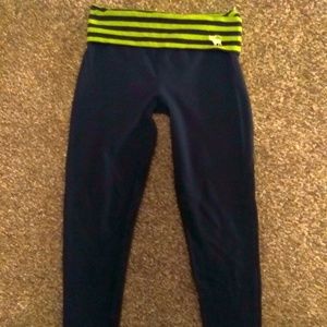 Abercrombie leggings w/green soft fold -  Size XS